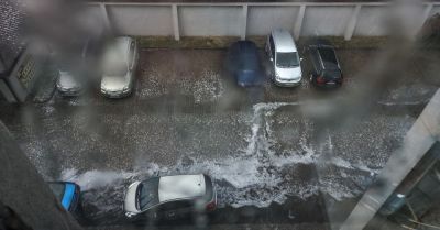 Intensywne opady deszczu w 10 województwach